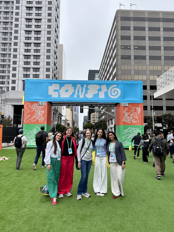 UDig team at the Config sculpture